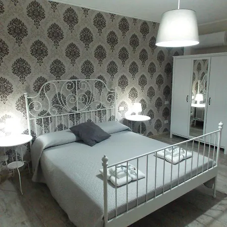 Il Vicoletto Bed & Breakfast *