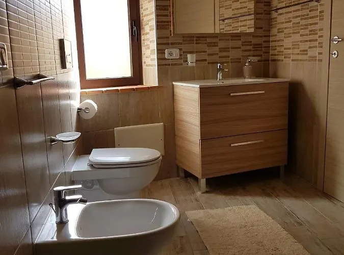 Alojamento de Acomodação e Pequeno-almoço Il Vicoletto 3*