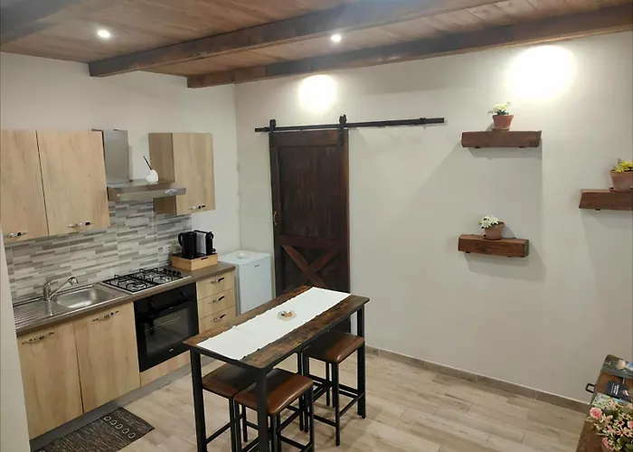 Il Vicoletto 3* Frascineto